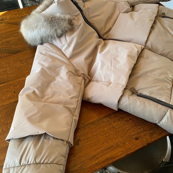 DKNY women insulated winter coat - Picture 12 of 16